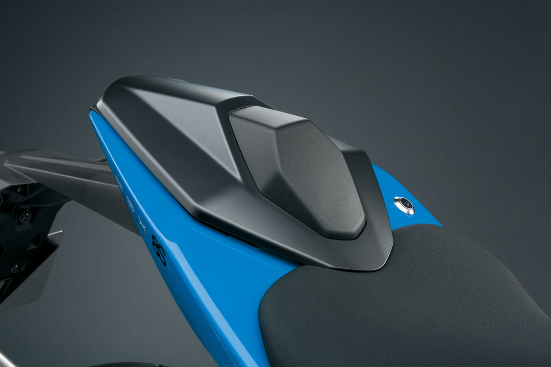 Suzuki GSX-8S Tail cover set