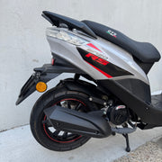 TWEEDEHANDS GTS Enzo Naked 50cc - Borasco Grey