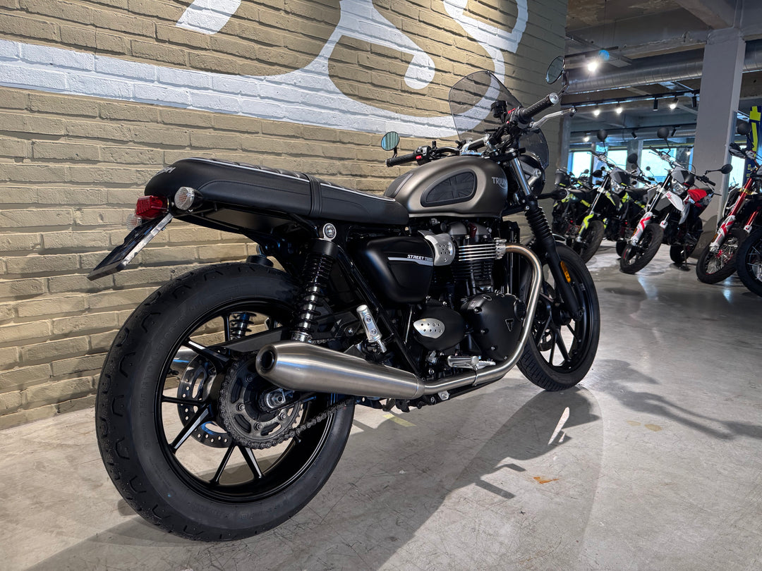 TWEEDEHANDS Triumph Street Twin 900