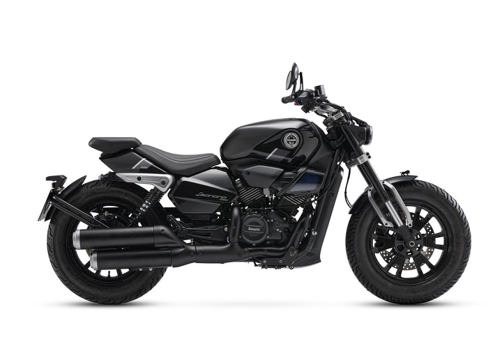 Benelli Leoncino Bobber 400cc - Midnight Black