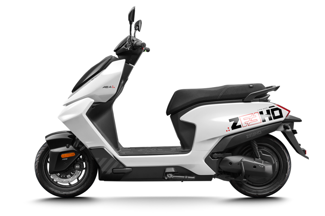 Zeeho AE4 - Nebula White