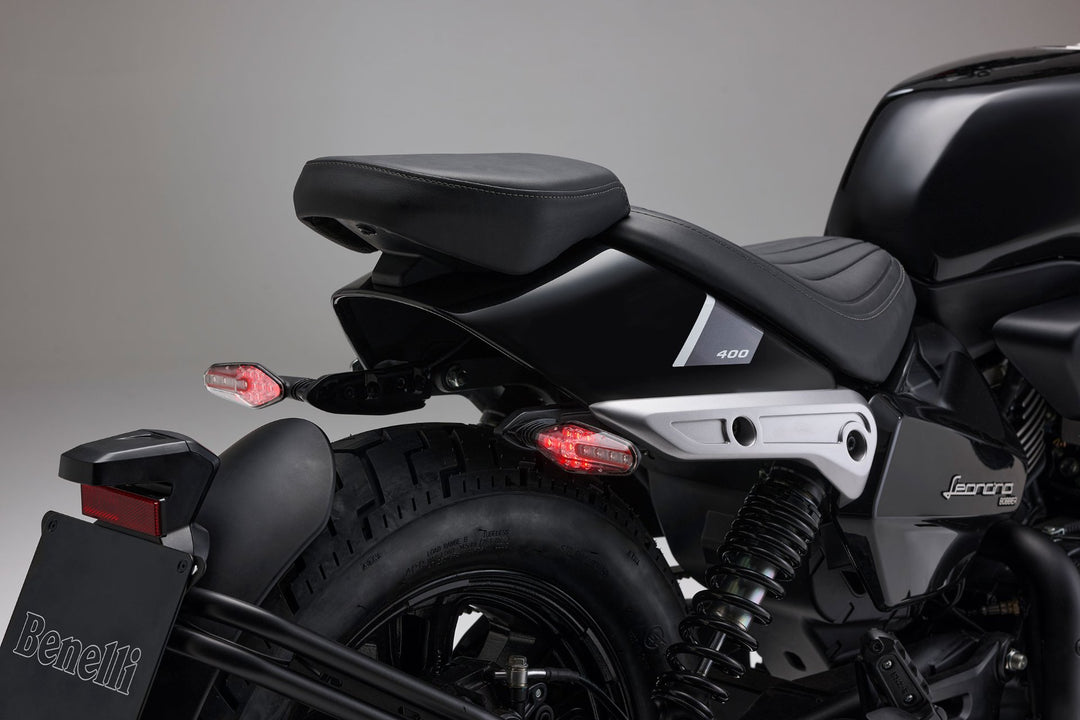Benelli Leoncino Bobber 400cc - Midnight Black