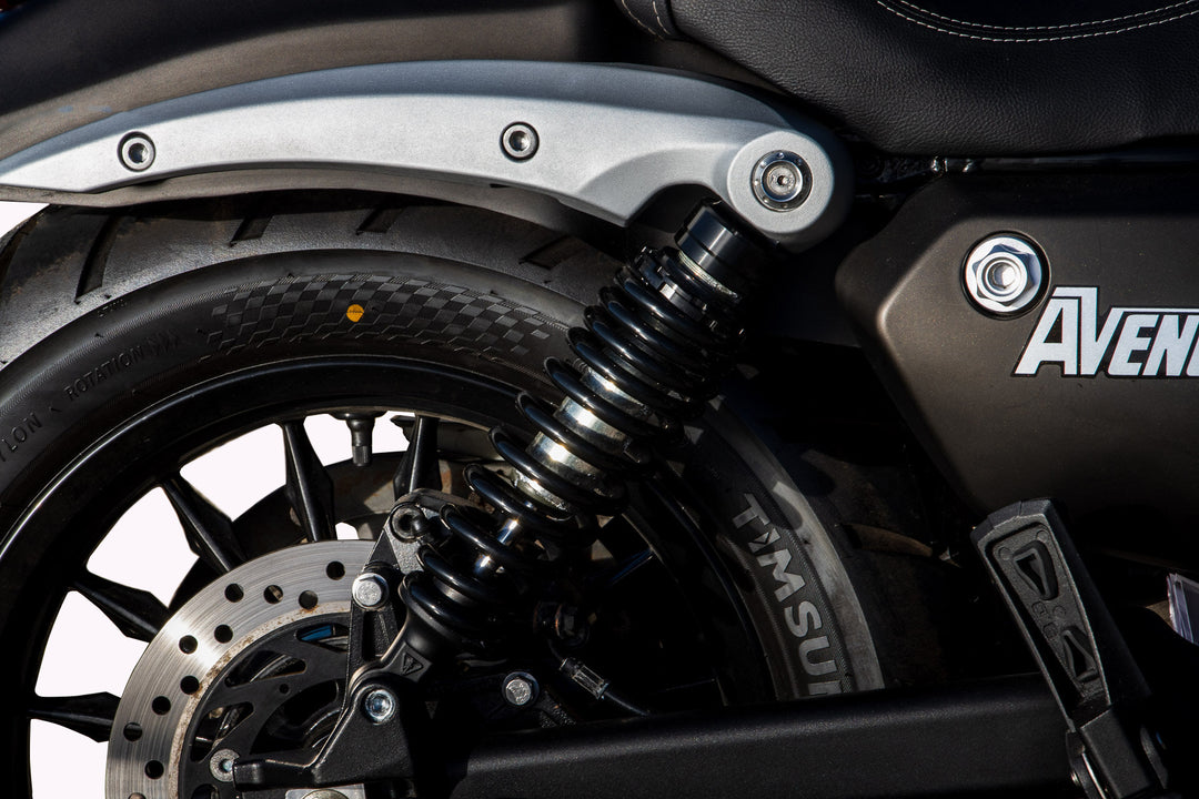 Benda Avengers 125cc - zwart mat