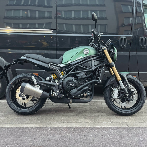 Benelli Leoncino 800 - Forest green