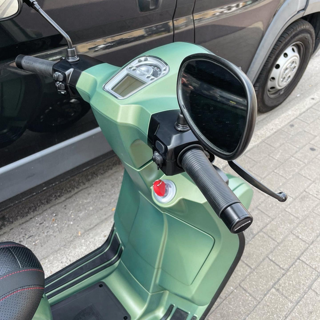Lambretta V50 Special - Groen mat